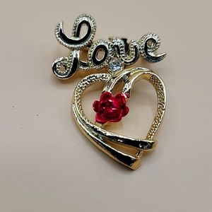 Vintage Signed Gerry's Love Heart  Pin Brooch Beautiful Pin!